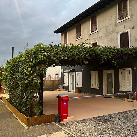 La Pergola Suites Dossobuono Eksteriør bilde